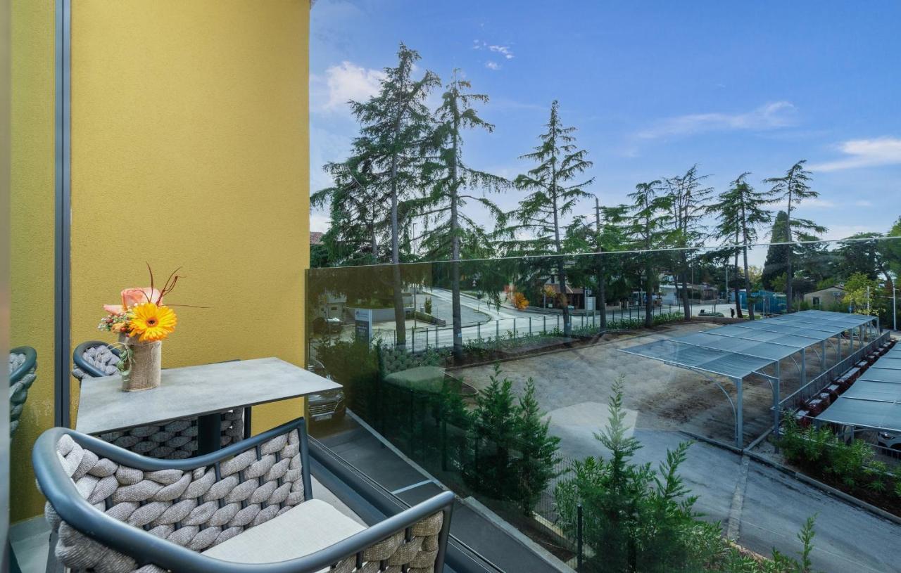 Residence Center B&B Materada Пореч Екстериор снимка