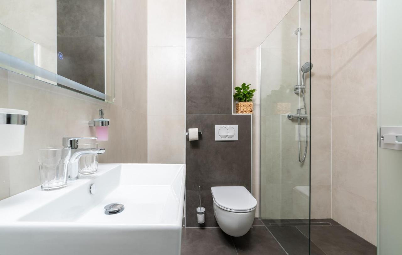 Residence Center B&B Materada Пореч Екстериор снимка